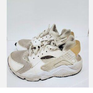 Nike Air Huarache All White Size 8.5